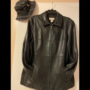 Merona unisex Vintage soft  Buttery  leather jacket XL Black Flattering cut.